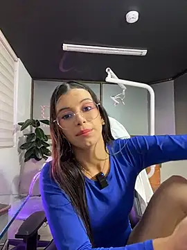 Chat XXX en directo de iris_cuteface