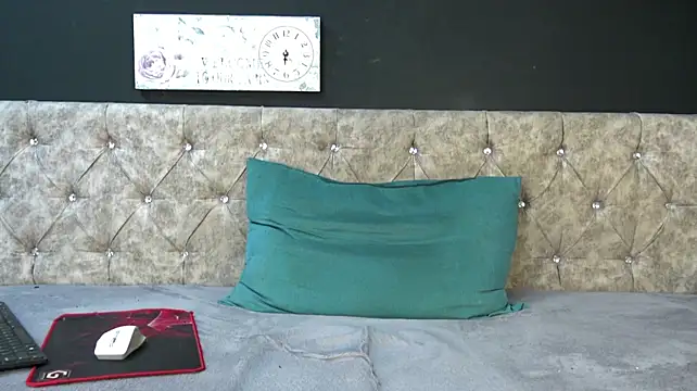 EnzoKnox Live XXX-Chat