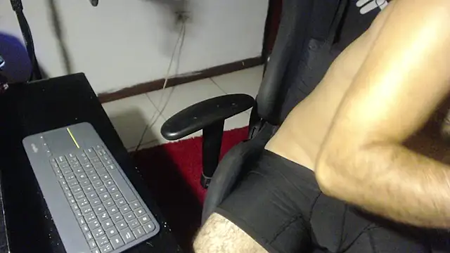 ROOKERT XXX чат на живо