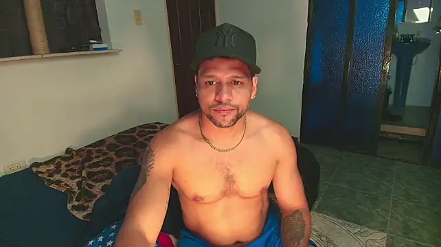 Chat XXX Live LucasGaeel