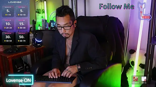 Chat +18 de Ghost11_11 ao vivo