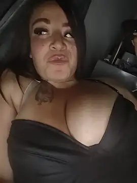دردشة Emily_Kooper الجنسية المباشرة