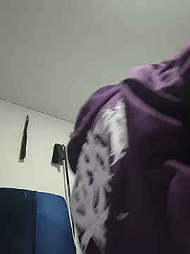 KratosAfroditacs XXX чат на живо