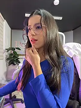 iris_cuteface Chat XXX in diretta