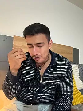 Czat XXX na żywo – Chris_Clarck