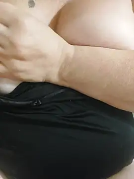 Živý XXX chat ForgetMeNot555