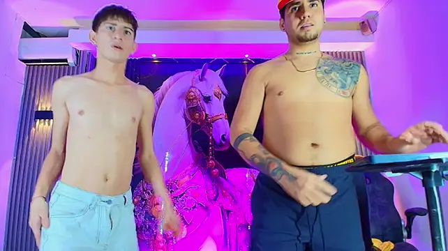 Chat XXX ao vivo de The_Boy_King_