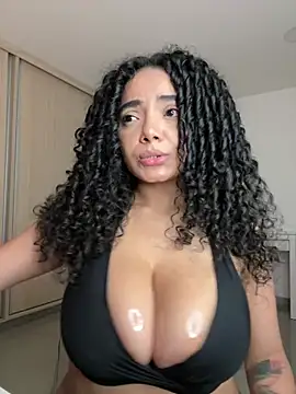 XXX chat uživo modela Curlyierr
