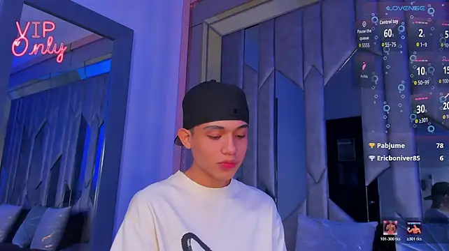 XXX chat uživo modela Sebax_Young