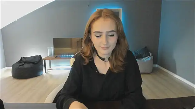 Czat XXX na żywo – Ari_mon