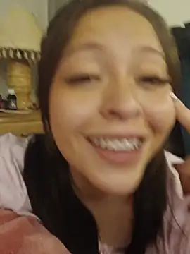 Clara_BelleのライブXXXチャット