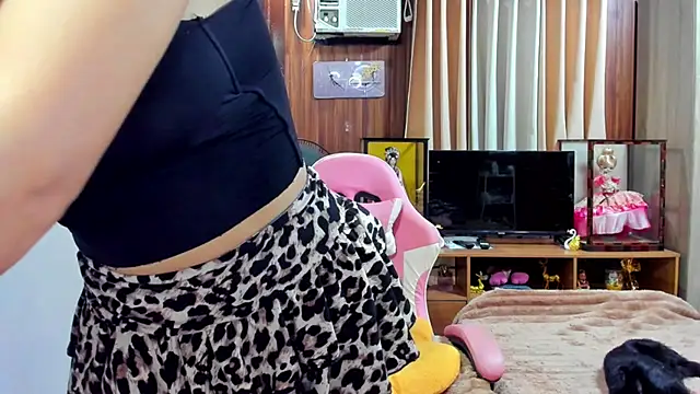 แชท XXX สดของ imallyoures69
