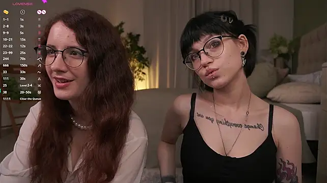 צ'אט XXX בשידור חי של TeaseDealer