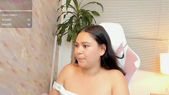 Czat XXX na żywo – Littlee_Noemi