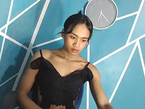 miss_thalia14's Live XXX Chat