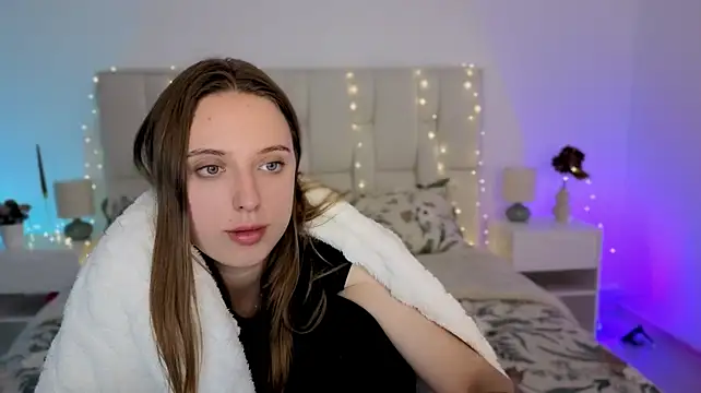 Cornelia_kitty Chat XXX live