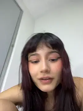 nyawww__ লাইভ XXX চ্যাট