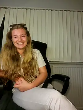 VanLifeVixen Adlı Modelin Canlı XXX Sohbeti