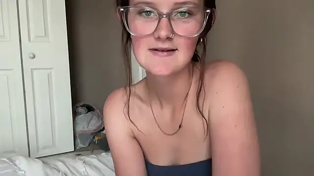 itsKaylaa Chat XXX in diretta