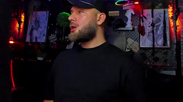 Chat XXX ao vivo de LexHardy