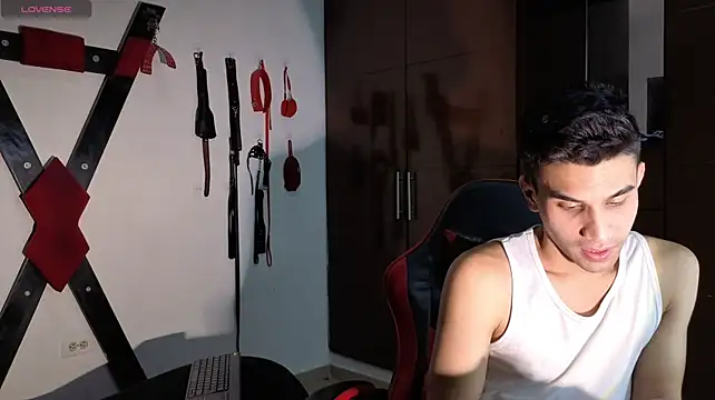 Chat XXX en directo de Alejandro_and_Deiby