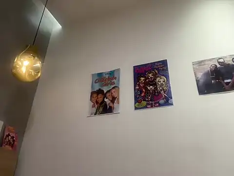 ChocolateCakeQueen live XXX chat