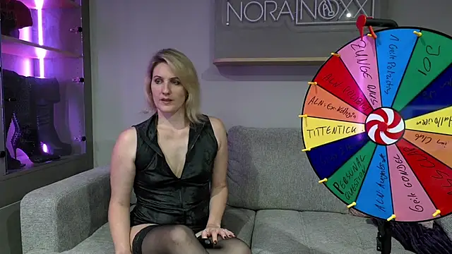 NoraNoxx Live XXX-Chat