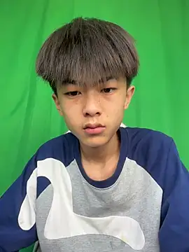 DD-101's Live XXX Chat