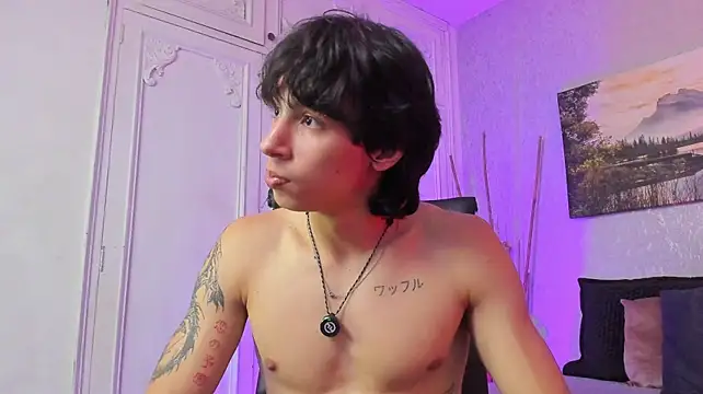แชท XXX สดของ Tyler_durten