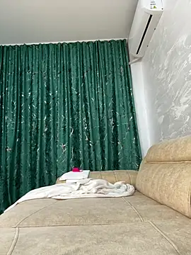 دردشة KaylaLewyss الجنسية المباشرة