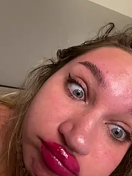 Ashleyy_Diamond: онлайн-секс-чат