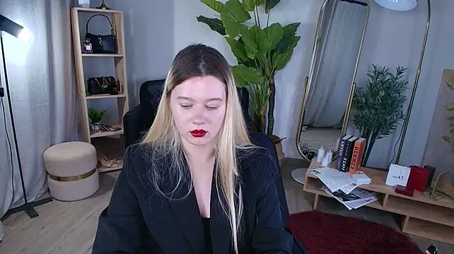 Chat +18 de CelestineMauriac ao vivo