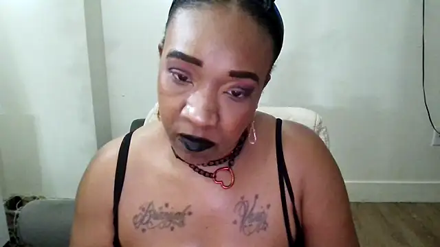 mzpretty444's Live XXX Chat