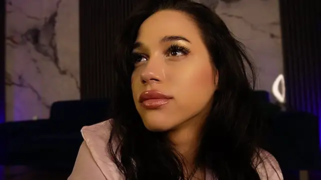 MiaVelvety's Live XXX Chat