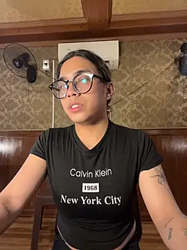 alcyone_hilton Pertunjukan Webcam