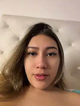 giaa_ live XXX chat
