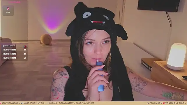 -Meowy-'s Live XXX Chat