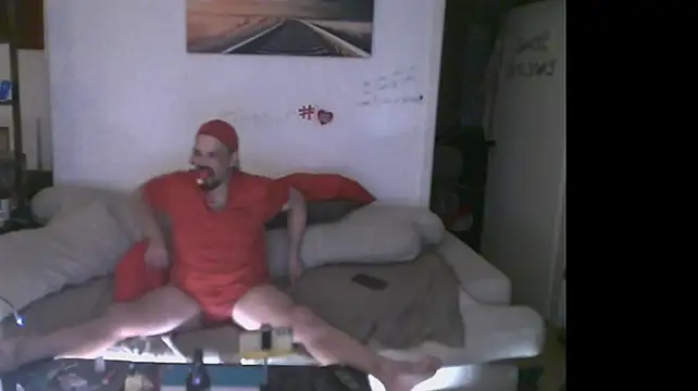 Show modela B-A-M-B-I na web-kameri