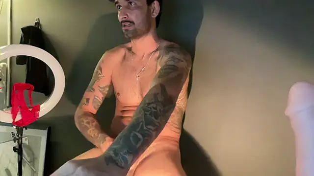ZeusDelicious' Live XXX Chat