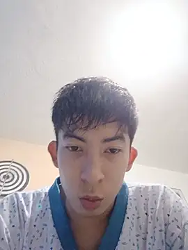 Arthur_Mclovin Chat XXX in diretta