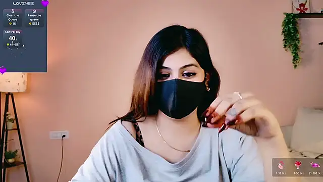 Mysterious_krishaa Live XXX-Chat