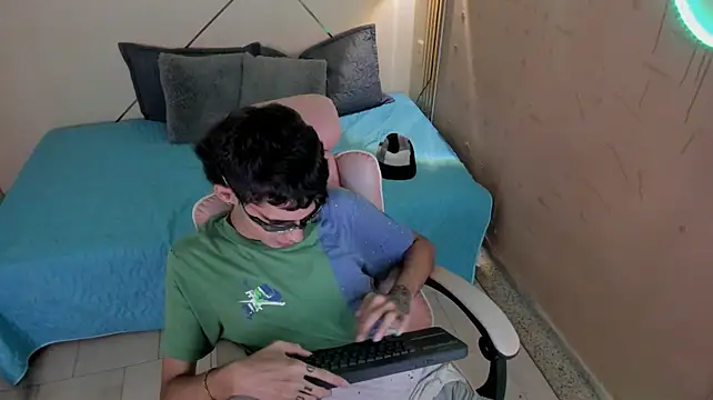 Rick_x_ live XXX chat