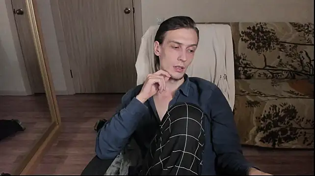 Rick_Reed Adlı Modelin Canlı XXX Sohbeti