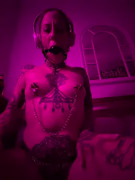 Chat +18 de sarahpearlx ao vivo