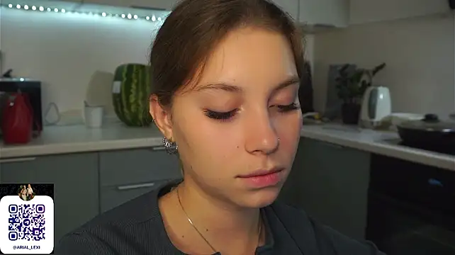 Sairallyn Chat XXX in diretta