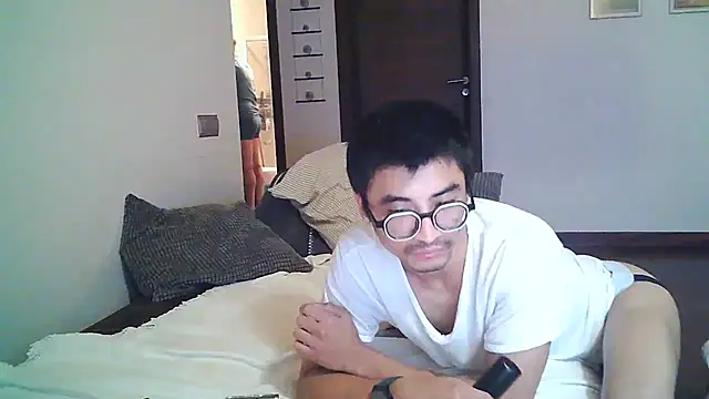 XXX chat uživo modela Lokomo32