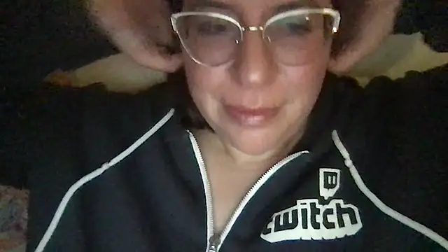 HYPHYtype Chat XXX in diretta