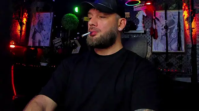 LexHardy 即時 XXX 聊天