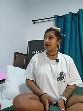 Indianbrownie's Live XXX Chat