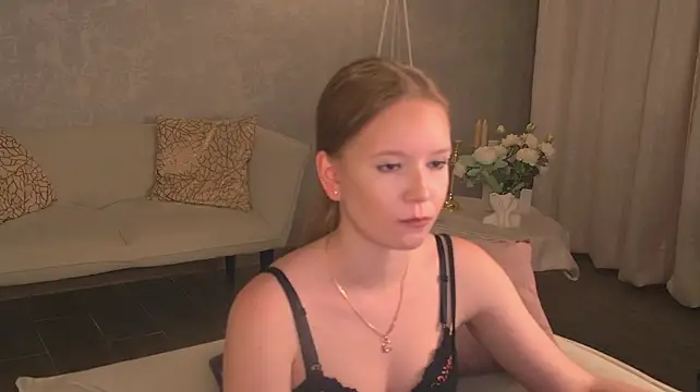MavliHariri's Live XXX Chat